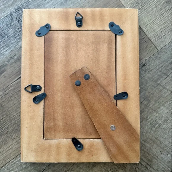 Threshold Chevron Patterned Frame - Neutral Aesthetic - Picture 3 of 4